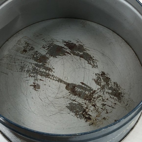 Shirley Jean Fruit Cake Tin Horse & Carriage Blue White Embossed lid Baltimore - Picture 6 of 10